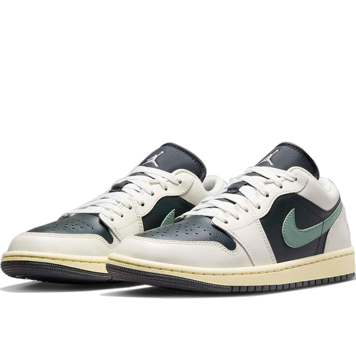 [ナイキ] エア ジョーダン 1 LOW [W AIR JORDAN 1 LOW] アンスラサイト/セイル/レジェンドサンド/ジ